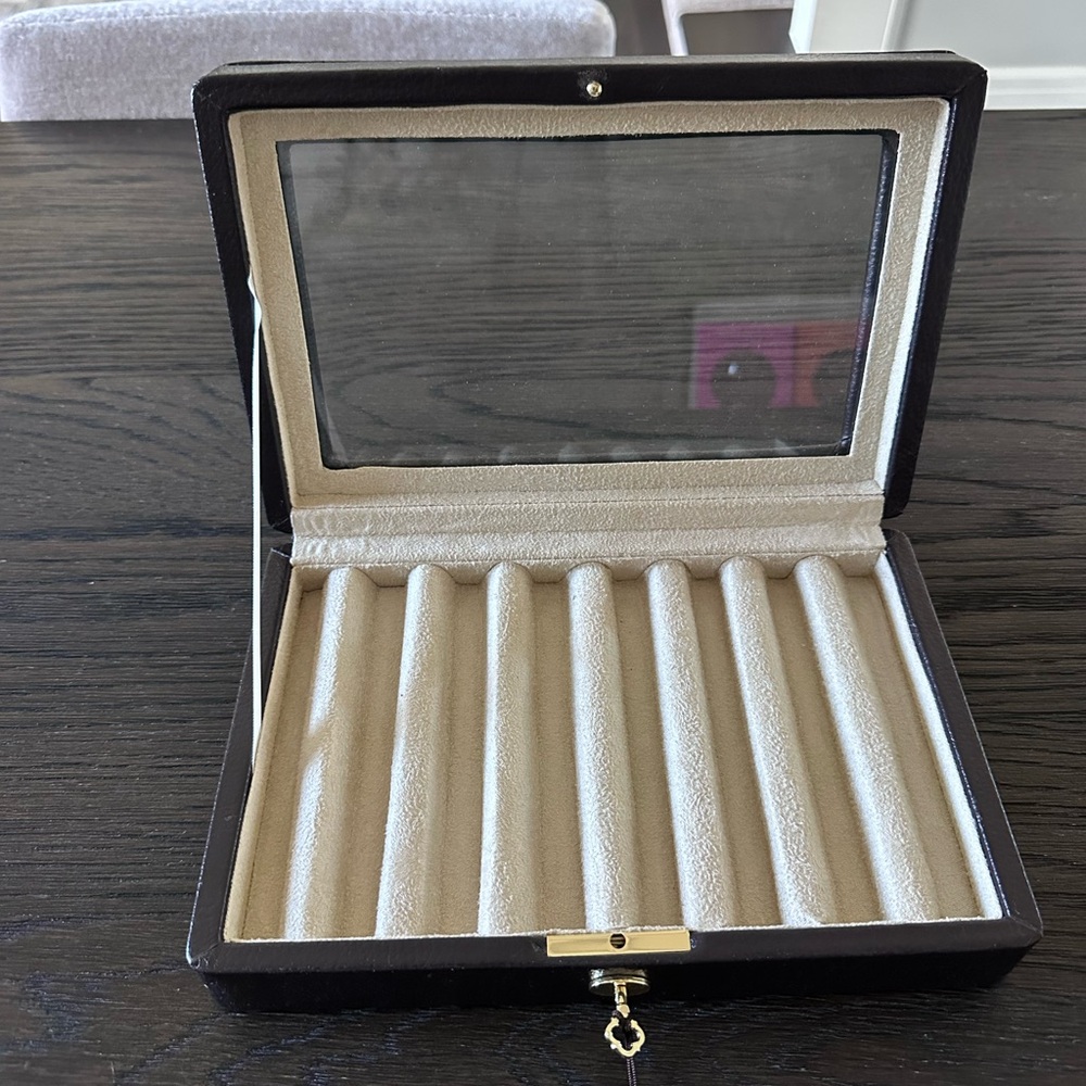 Elegant Brown Pen Case